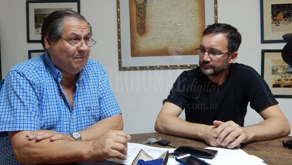 Javier Parise y Marcelo Baglietto durante el dialogo con la prensa local