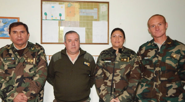 La Sub Comisario Muñoz junto a Fitipaldi y colaboradores de la Coordinacion Zonal