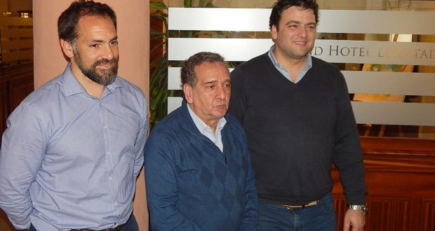 El intendente Barroso junto al Ministro Lino Barañao y el Secretario Gral de Cofecyt, Tomas Ameigeiras