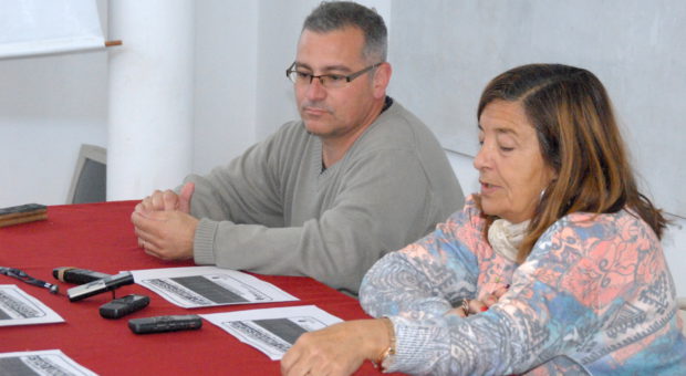 Julia Cereigido junto a Diego Spineta