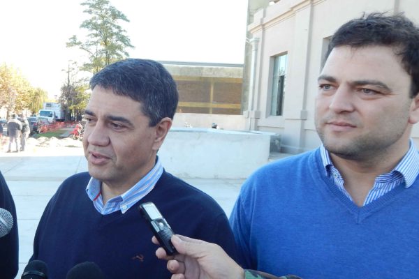 Jorge Macri durante una de sus ultimas visitas a 9 de Julio, junto al Intendente Barroso