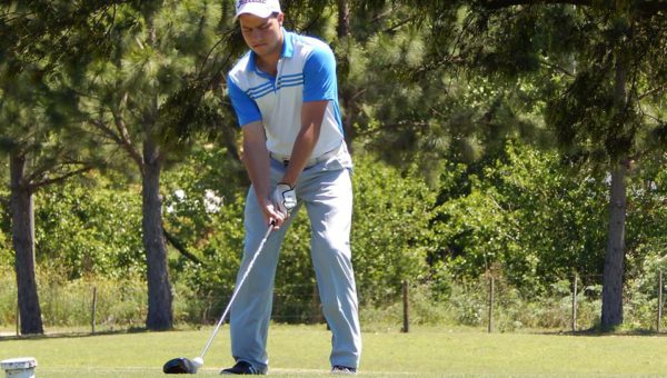 Miguel Sancholuz lidera el Campeonato del Golf Club Atletico 9 de Julio (2)