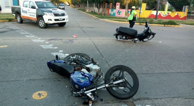 Asi quedaron las motocicletas tras el accidente en Tucuman y Cosentino – foto facebook La Trocha Digital