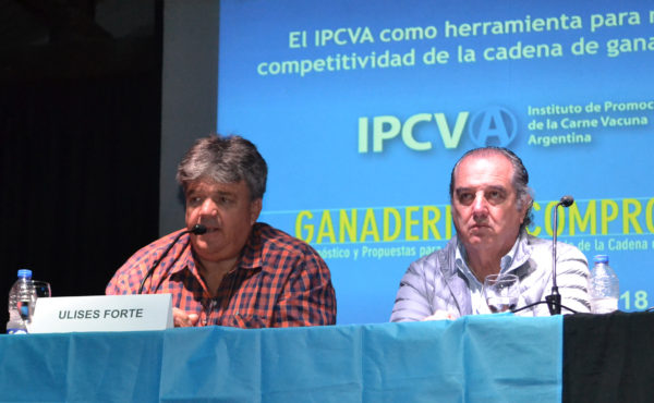 Ulises Forte junto al Consejero del IPCVA Jorge Grimberg