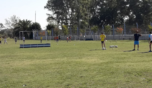 En San Martin se trabaja en doble turno el futbol infantil