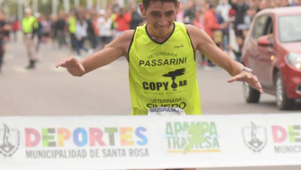 Miguel Mito Guerra uno de los mayores maratonistas del pais estara el domingo en 9 de Julio