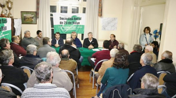 Instancia de la Asamblea realizada en 25 de Mayo