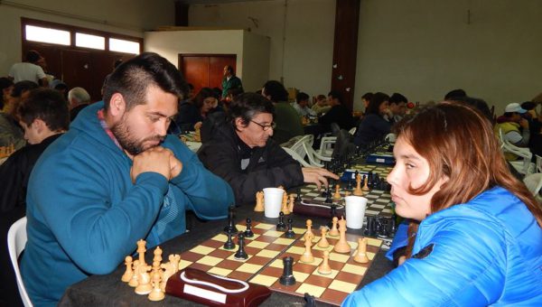Nuevejulienses participantes del Gran Prix de ajedrez
