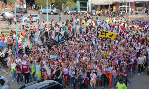 La Promo 2018 inicio las actividades de la Semana del Estudiante con su tradicional marcha