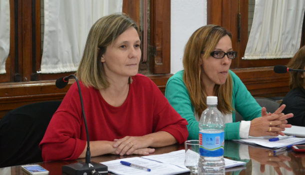 Maria Jose Gentile junto a la Secretaria del HCD