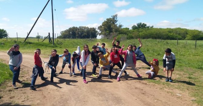 alumnos de primaria Escuela 16 de Morea tuvieron actividades aerobicas