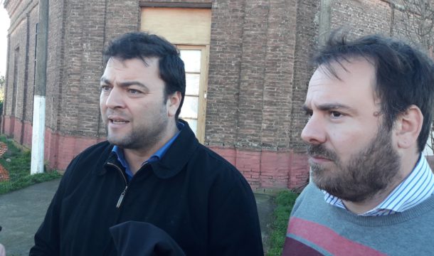 Barroso y Losinno durante su visita a la obra de gas en El Provincial
