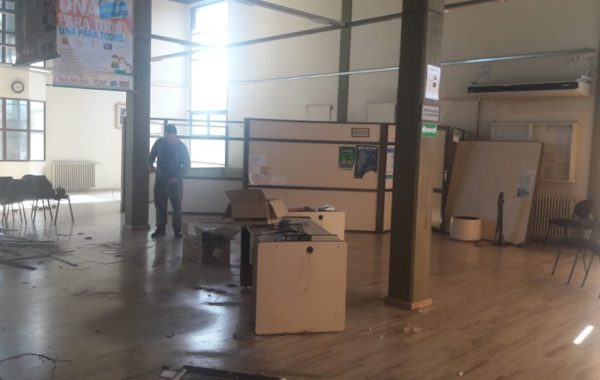 Las oficinas de Mendoza y Alsina que en la tarde de ayer viernes comenzaron a ser modificadas