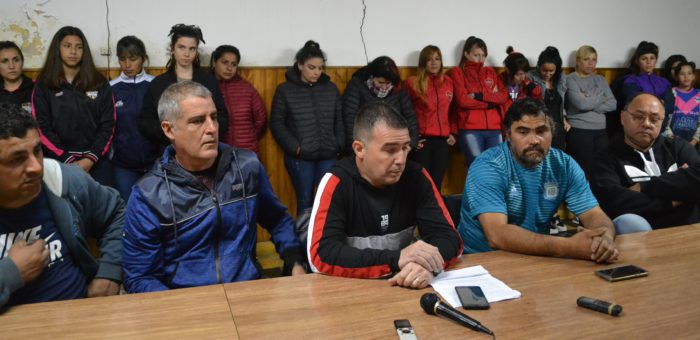 Cabral, Beltran, Rizzo, Proenza y Gabilondo en conferencia de prensa