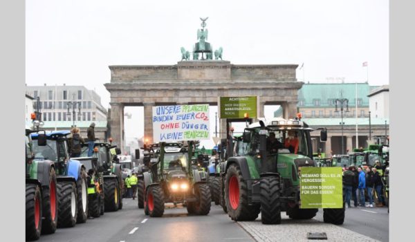 Berlin inundada por tractores