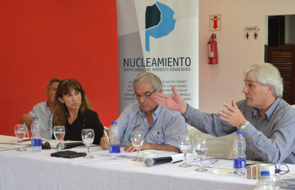 Luis Valinoti en una de sus intervenciones en la reunión del Nucleamiento