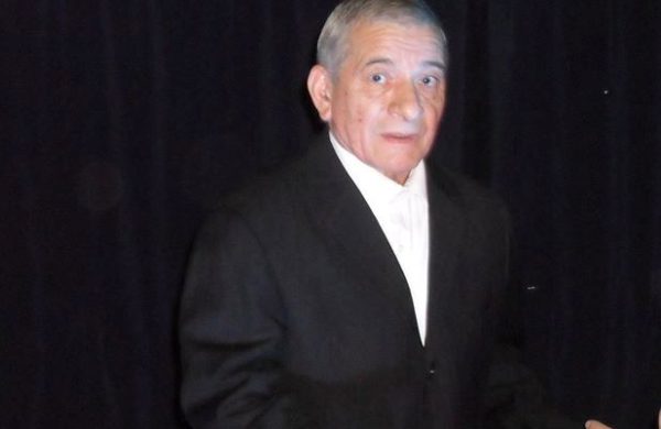 Oscar Diaz durante una de sus actuaciones en el grupo Teatro de Caritas