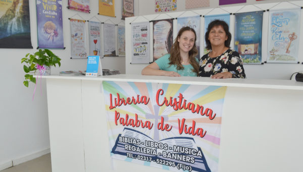 Luisina Caceres y Myriam Garrido propietarias de Palabra de Vida