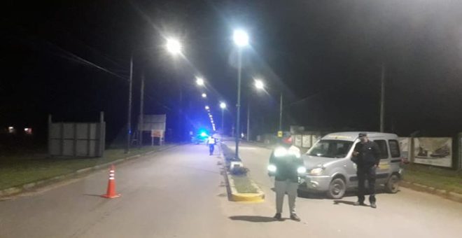 El lugar se resguarda con doble seguridad en el ingreso a Alem