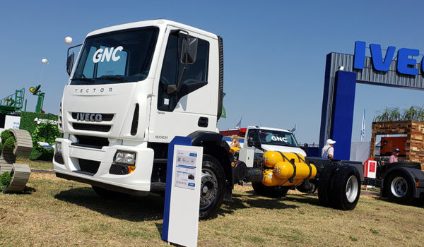Durante Expoagro la empresa Iveco presento su modelo GNC para la Argentina