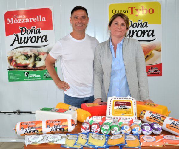 Martin Cappelletti y Paola Toledo, titulares de Lácteos Aurora