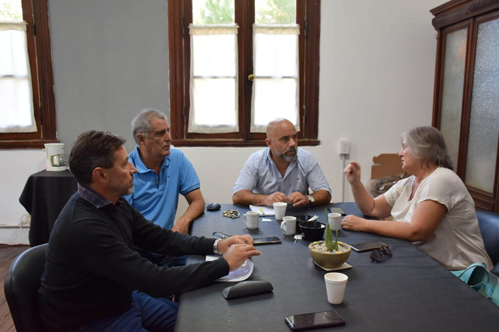 Funcionarios municipales y Concejales del FdT se reunieron para avanzar ...