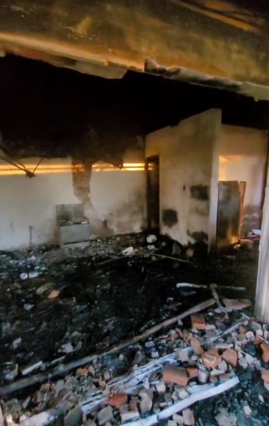 Una vivienda en un establecimiento rural fue consumida por el fuego