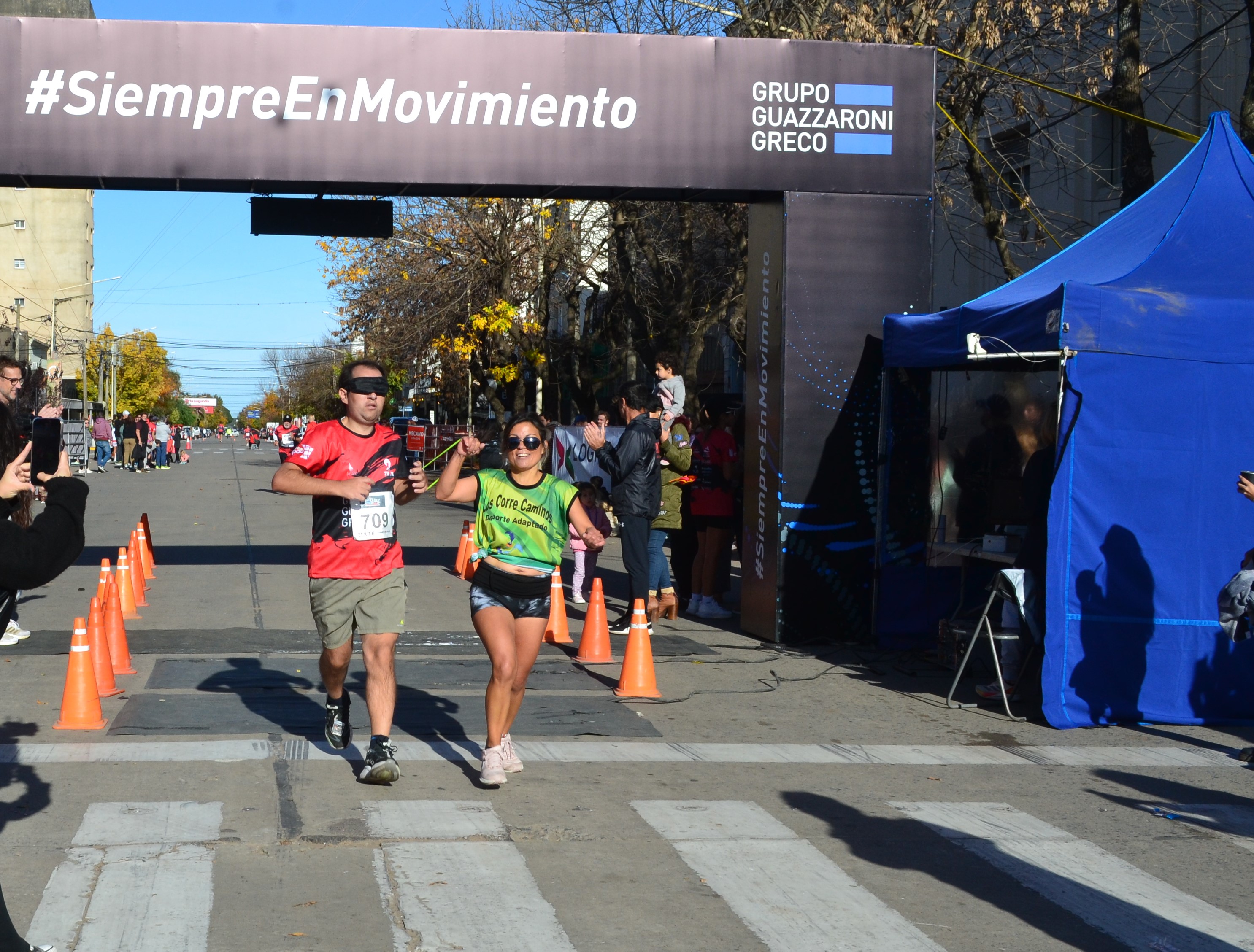 21Kms. Ciudad 9 de Julio inclusiva: Alejandro el atleta no vidente que demostró que también se puede correr