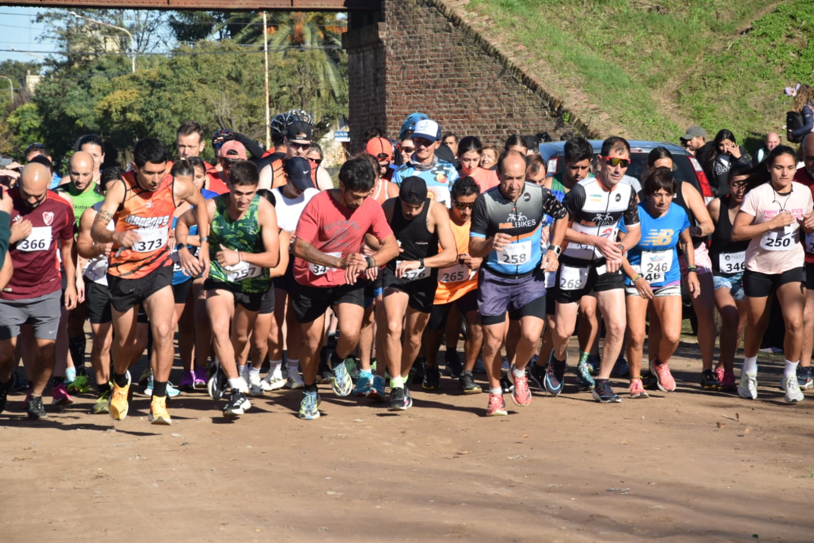 Duatlon Ciudades Amigas en 9 de Julio: Ganaron Josefina Palavecino y Pablo Vitagliano
