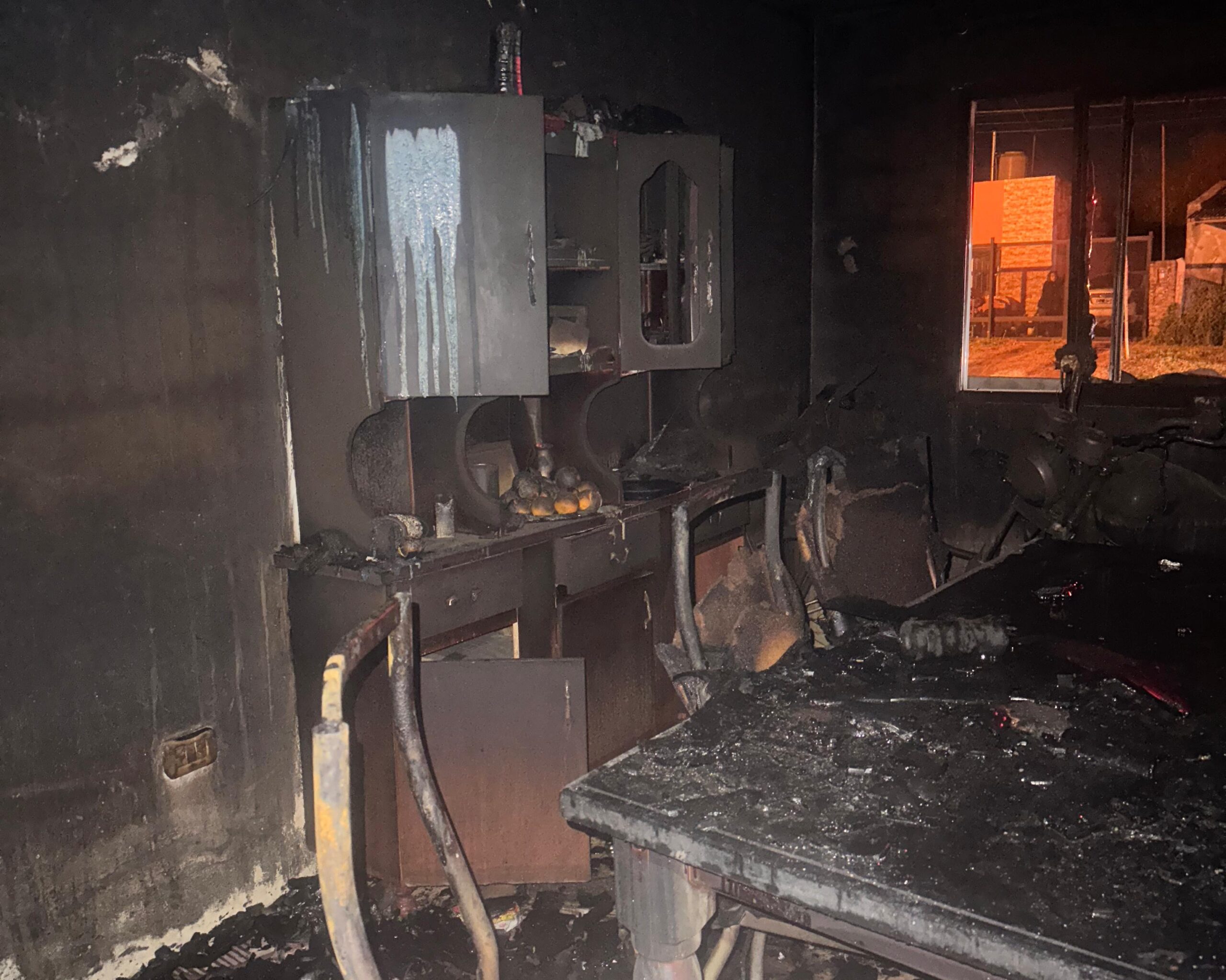 Un incendio dañó totalmente la casa de una familia en Ciudad Nueva