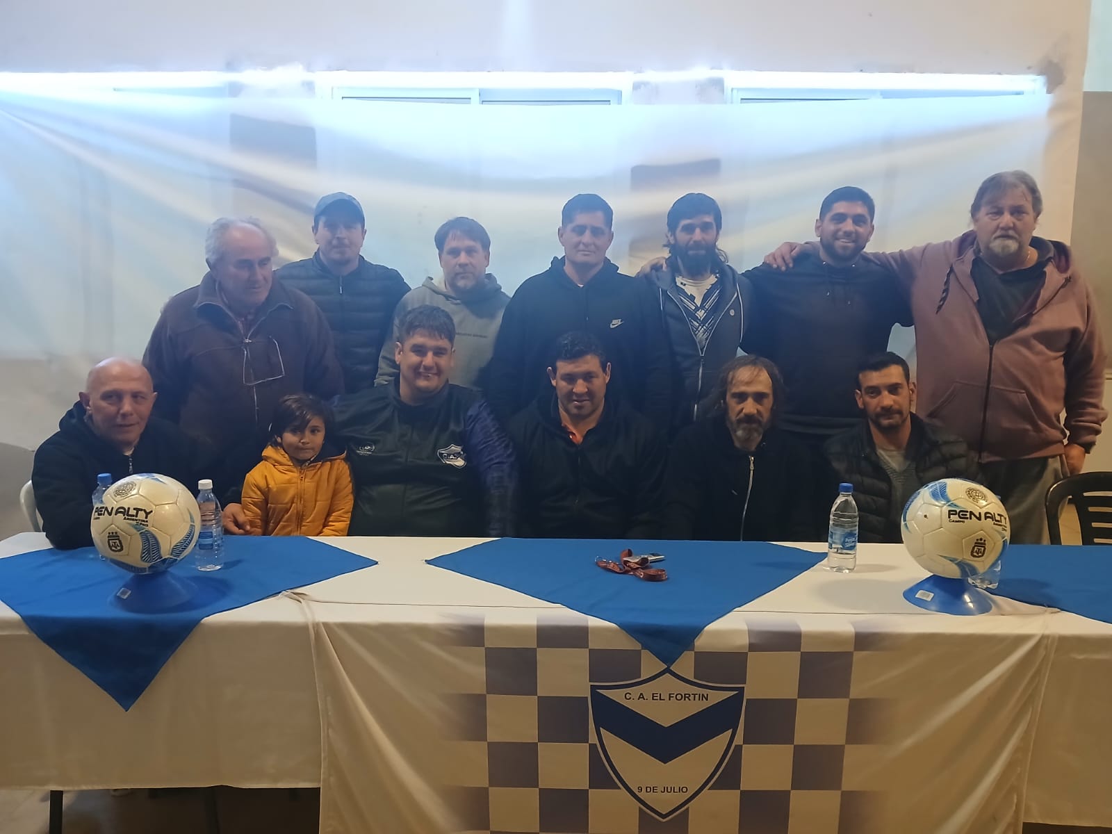 Liga Nuevejuliense de Futbol: El Fortín refuerza su identidad y vuelve Carlos Gallo a la dirección tecnica