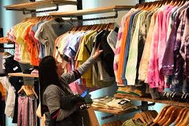 No todo sube: la lista de los 15 productos que bajaron de precio en julio, según el INDEC