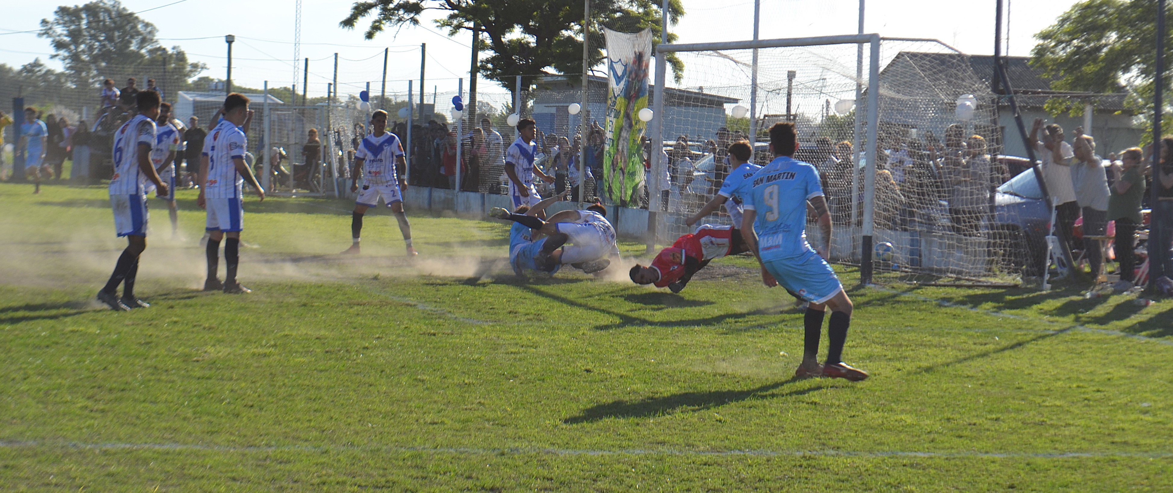 San Martin y Libertad, únicos líderes del torneo de Primera A