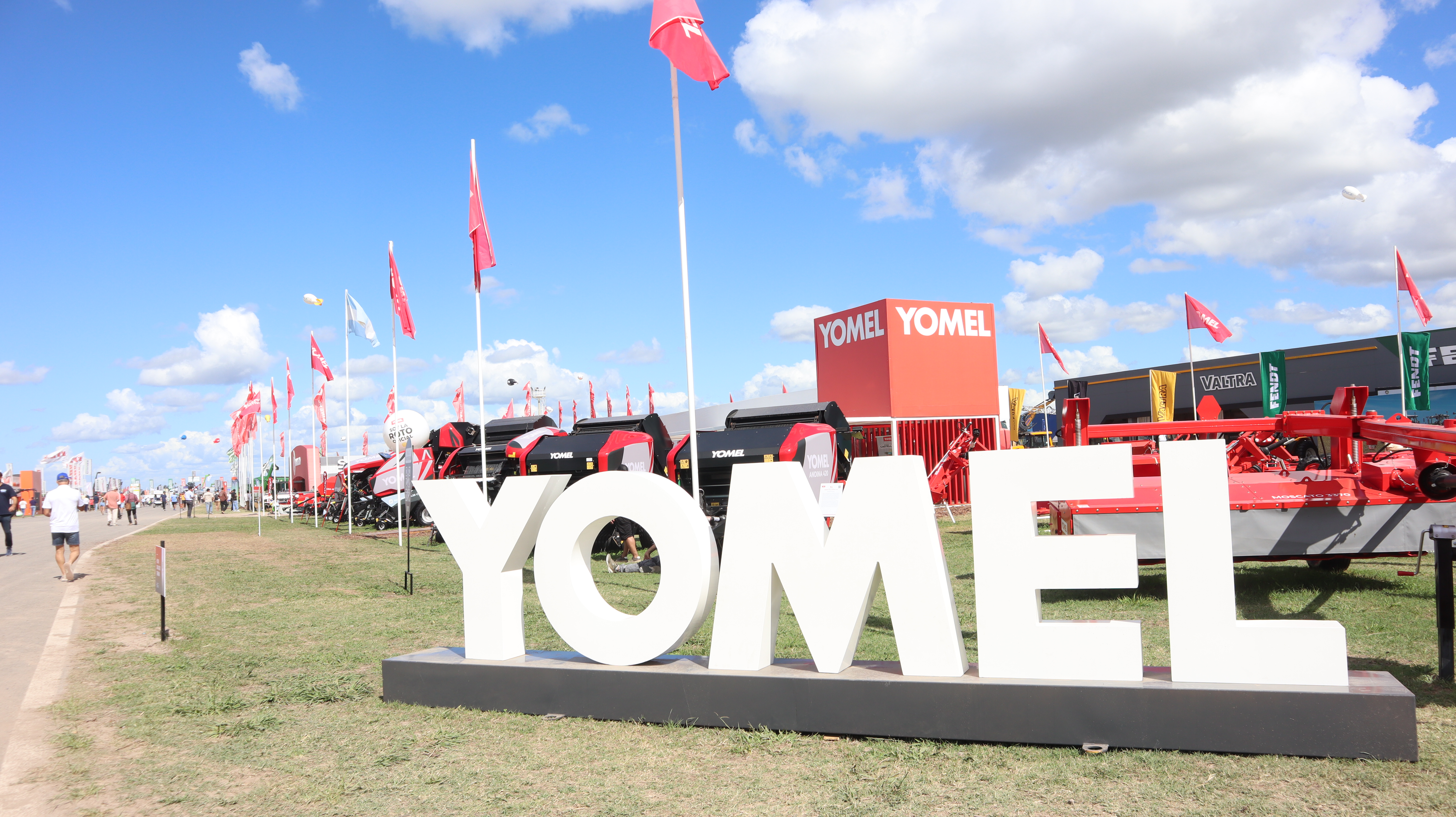 Yomel, el mayor portfolio de maquinas en forrajes y fertilización del país