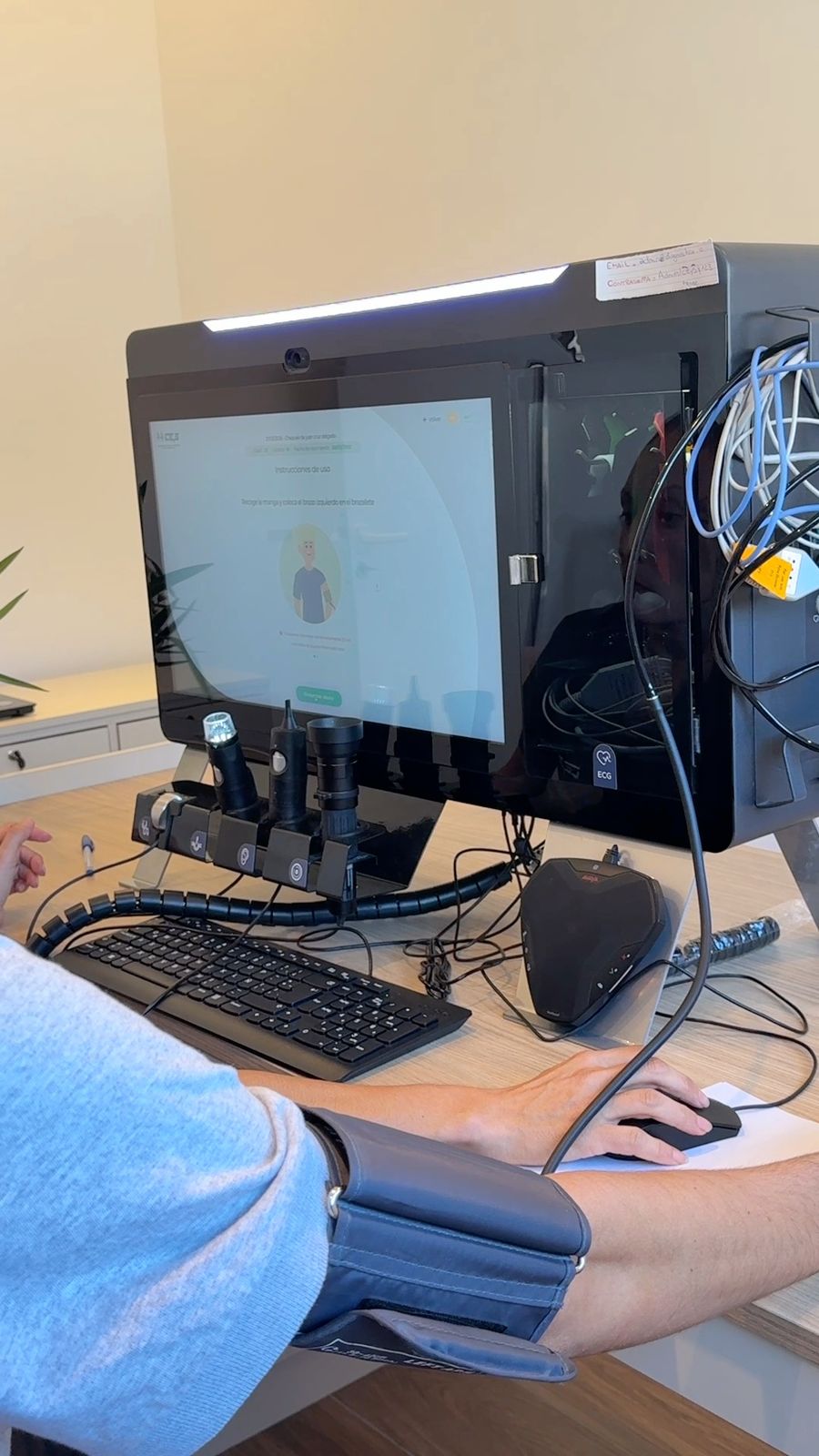 CEyS Telemedicina: Que es, como funciona y que servicios médicos se pueden utilizar