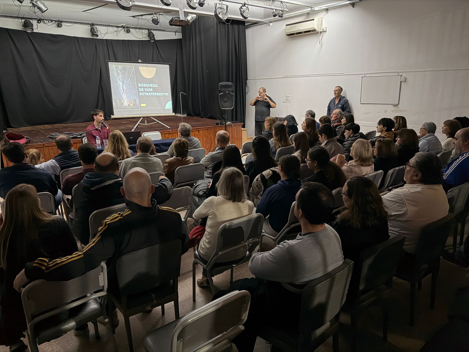 Amigos del Espacio: Amplia repercusión tuvo la charla «busqueda de vida extratrerrestre»