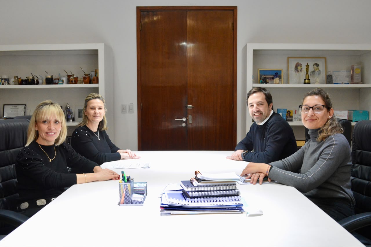 La Intendente Gentile realizo gestiones por Salud e Infraestructura en La Plata