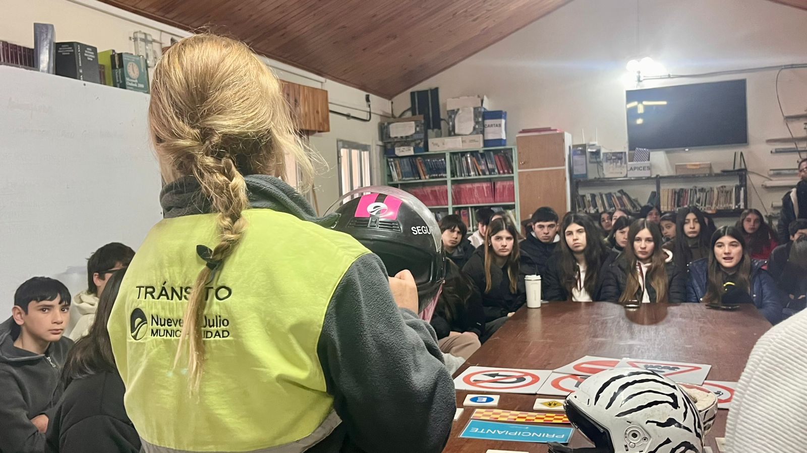 Carlos Maria Naon recibió al Programa Municipio Cercano