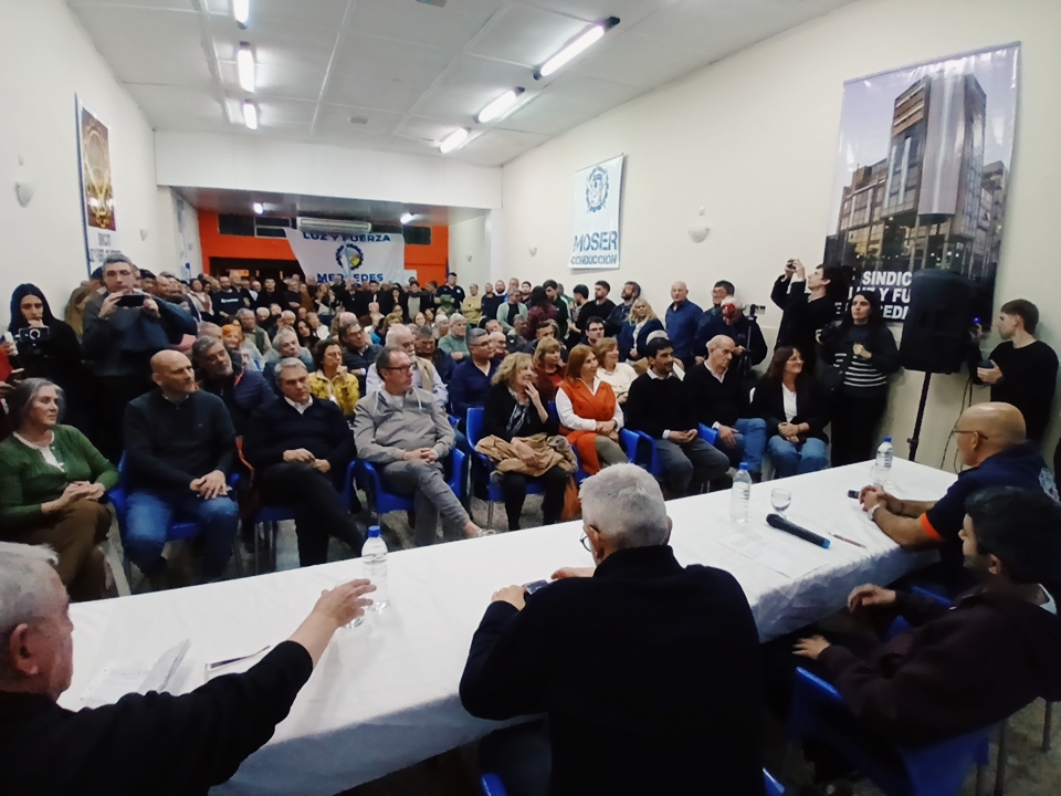 Con cierto pase de factura y pedido de unidad para gobernar 9 de Julio, el PJ local realizo un sentido homenaje a «Jesús Abel Blanco»