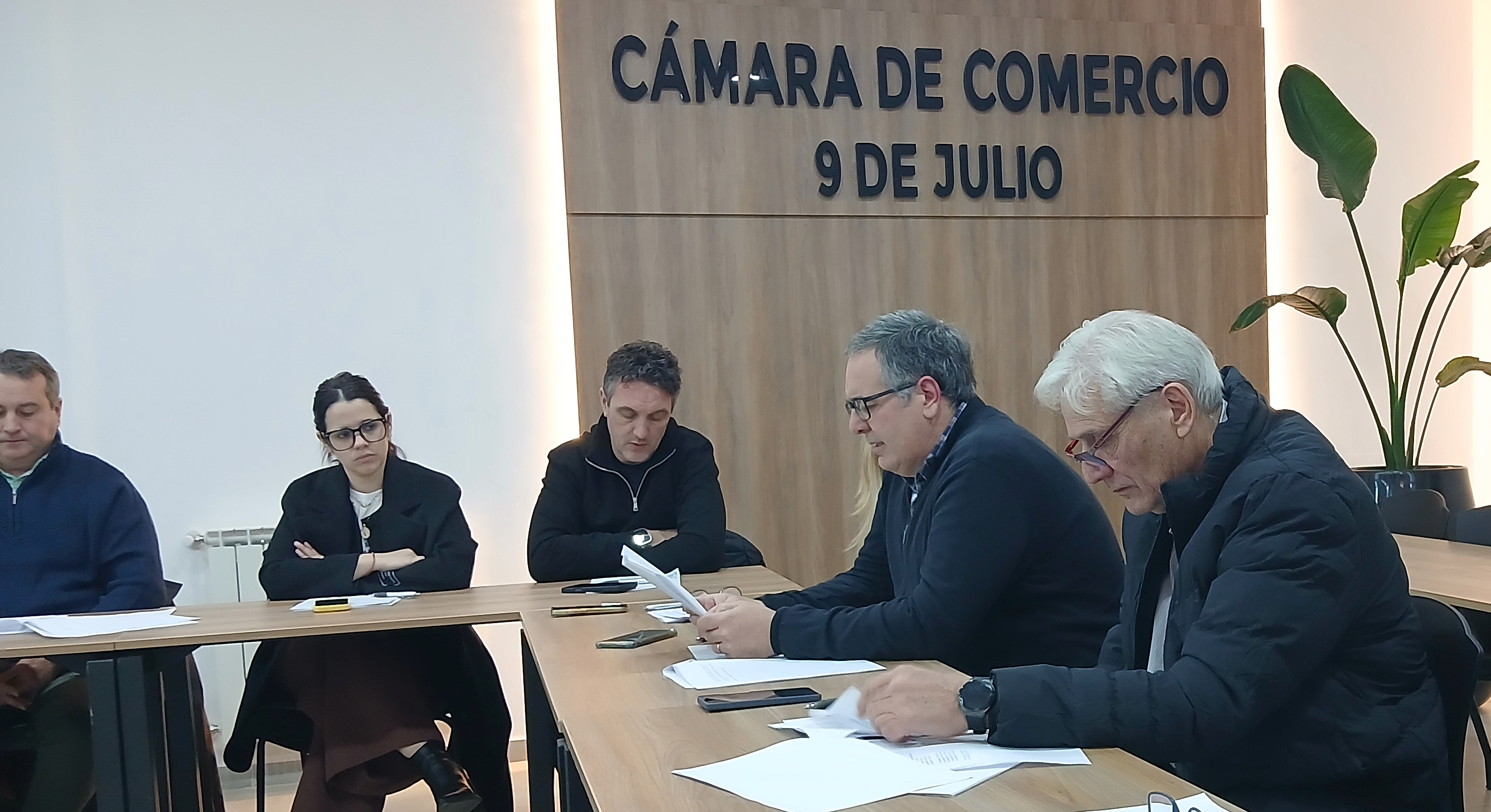  Cámara de Comercio celebro su Ejercicio Económico Nº 100 y Diego Baztarrica fue reelecto al frente de la entidad