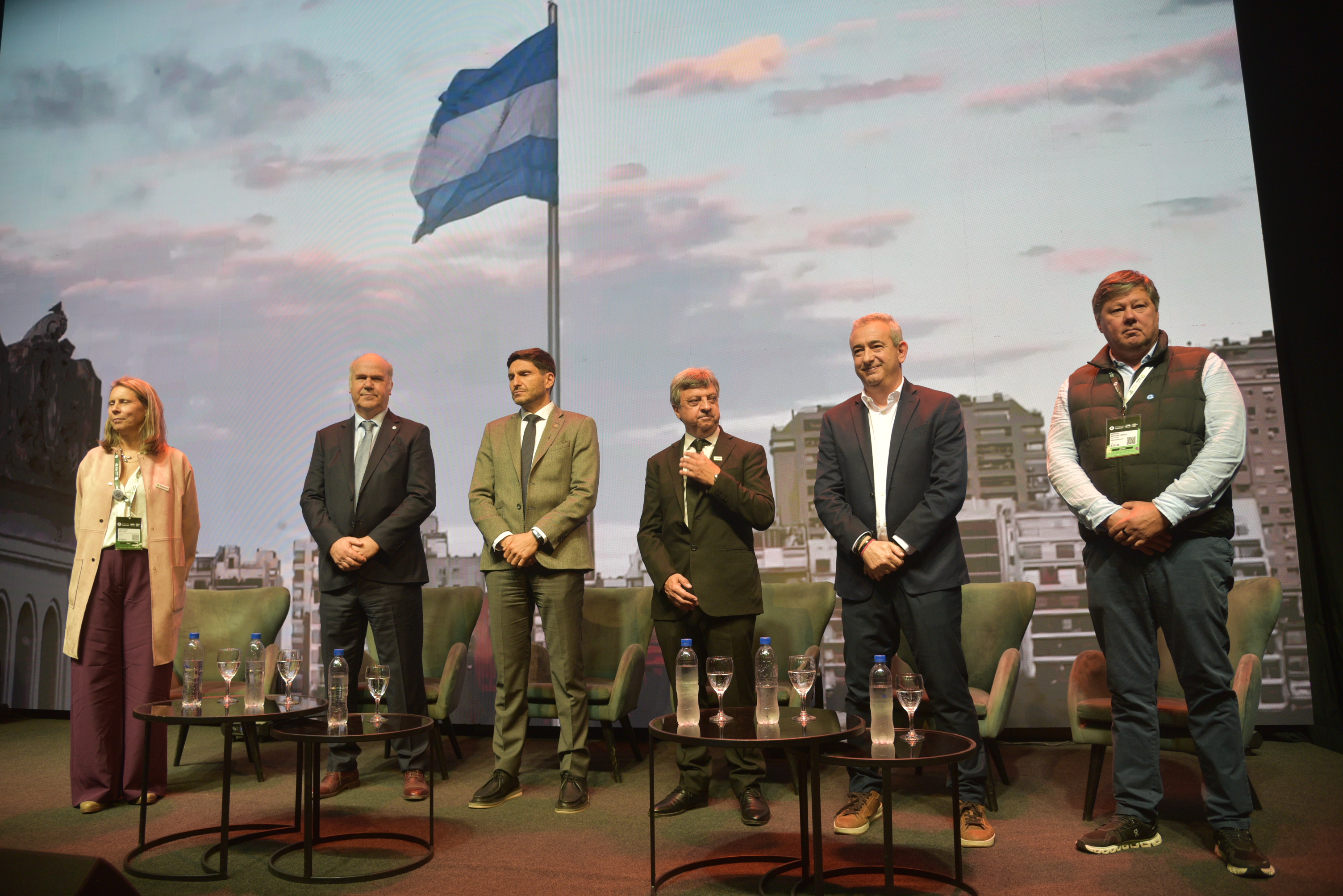 Con la voz del suelo como protagonista, Se desarrolla el 34| Congreso de Aapresid en Rosario