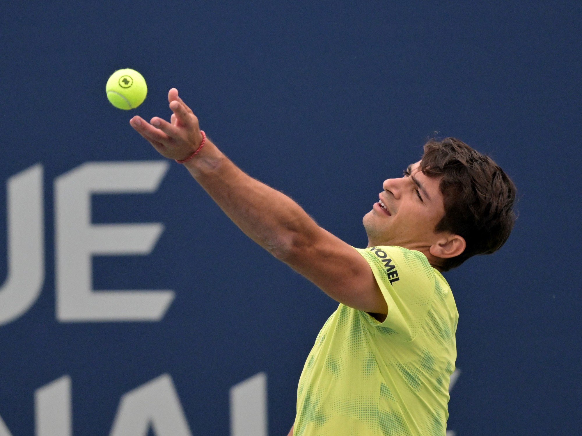 Mariano Navone empieza a inscribir su nombre en el US Open, tras remontar y ganar un gran partido ante Berrettini