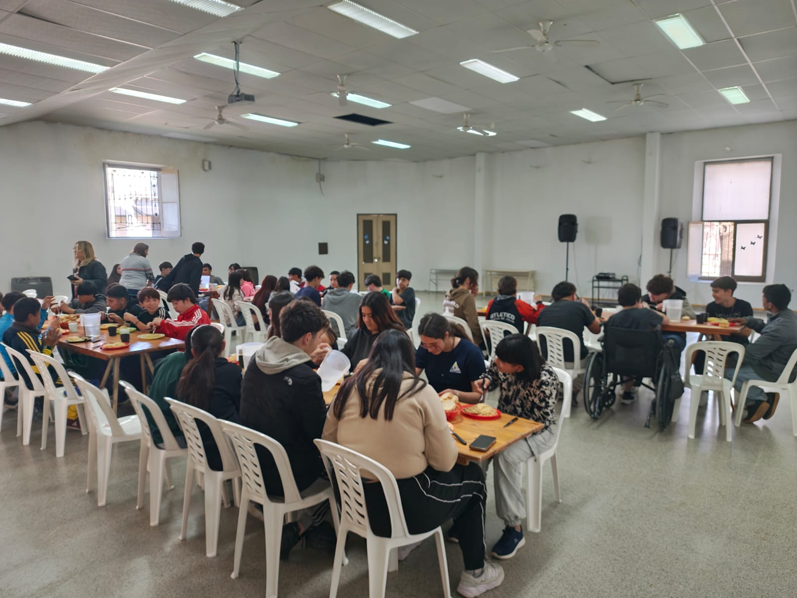 La Escuela Técnica 1, «Otto Krause» cuenta con servicio de comedor para 90 personas