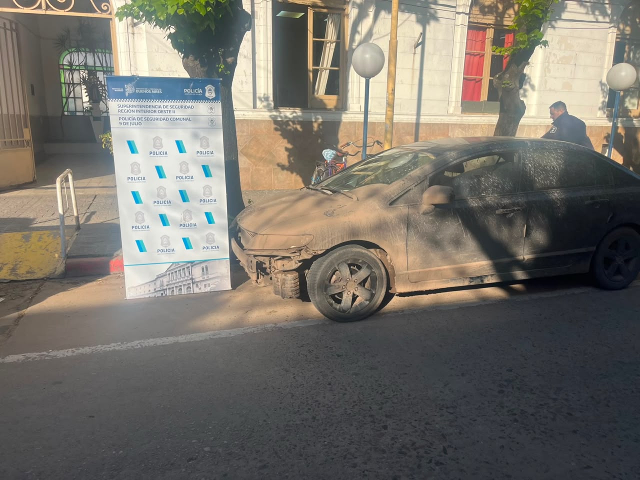 Un rápido accionar de la policía de 9 de Julio, esta frustro el robo de un automóvil